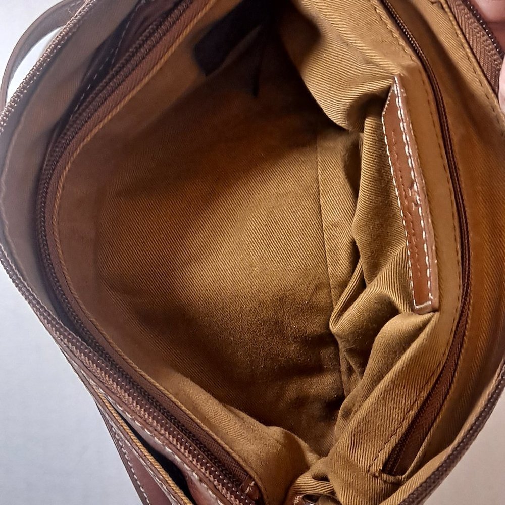 ETIENNE AIGNER LEATHER PURSE - Picture 4 of 5